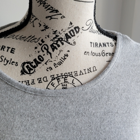 Gray Ruffle Sleeve Knit Dress - Picture 2 of 14